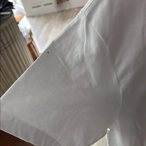 White Graphic T-Shirt with High Heel Design - Picture 4 of 4